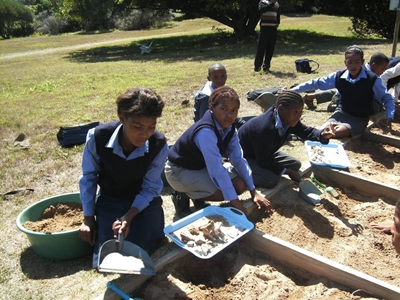 Dias Museum supports education
