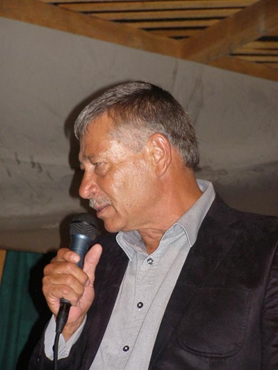 Baasspeurder se gehoor vasgenael