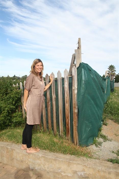 Residents uneasy about lurkers