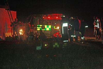 Update: 2 injured in paraglider crash