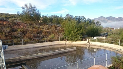 Langkloof-gemeenskap herstel rioolaanleg self