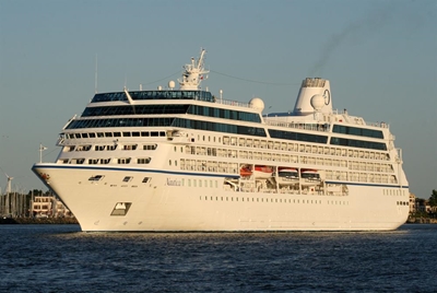 MS Nautica cruise liner visits Mossel Bay