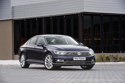 New Passat drives 2029km on one tank