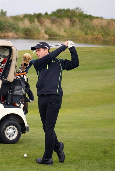 Oakhill hosts golf festival