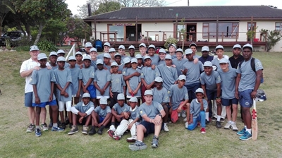 Cricket legend graces Oakhill shores