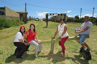 Team effort restores playpark