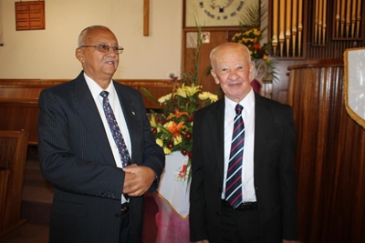 2 Inwoners saam 178 jaar oud