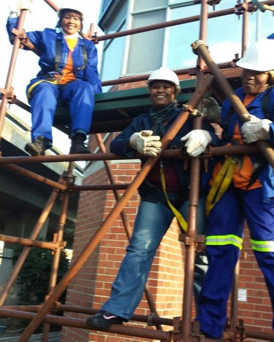 Women train in construction