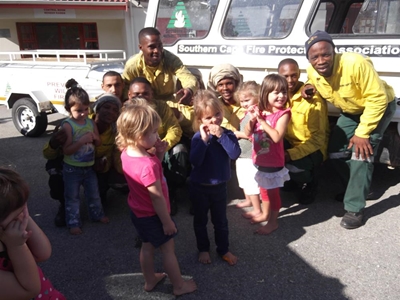 Kids' hearts go out to fatigued firefighters