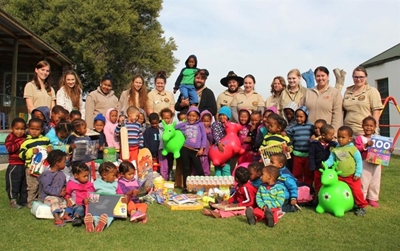 Cango Wildlife volunteers reach out