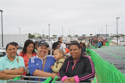 Crowds flock to new Eden Meander