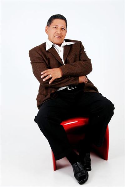 Simon Bruinders - soveel meer as 'n akteur