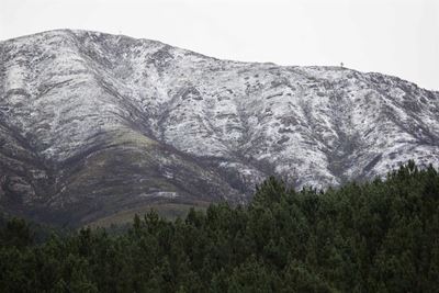Icy, even snowy weather forecast