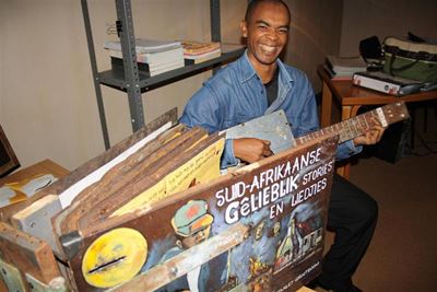 Opvolg: Khoisan se siel in 'n blikboek