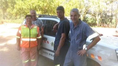 Volunteer team helps fight Cape fires