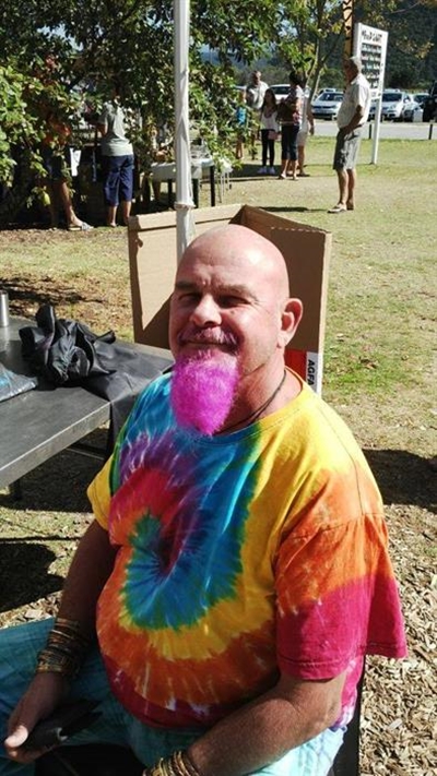 Over 1 000 shave or colour