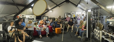 International photographer shares knowledge