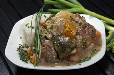Geurige bredies en heerlike oondbraaistukke by Van Rensburgs Foods