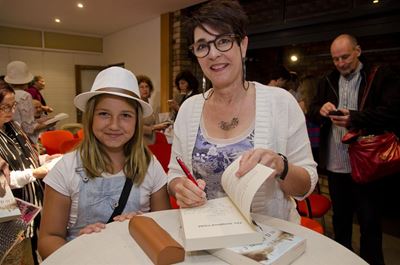 Young poet wins camera and book