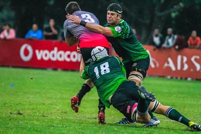 Oud-Leeu brul hard teen Pumas