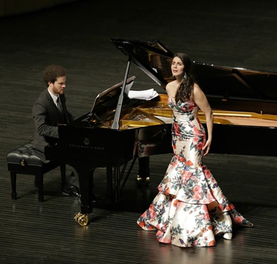 World-class soprano and pianist to perform