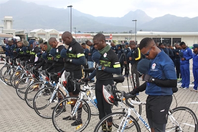 Militêre studente deur George vir Trans Enduro