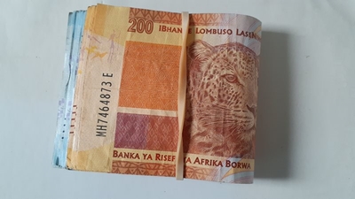 R15 000 living wage versus the minimum wage