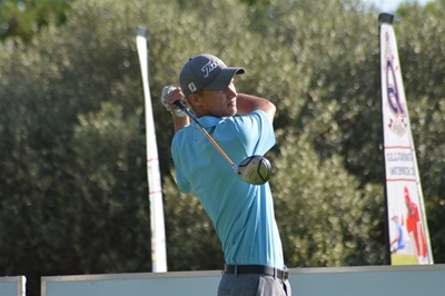 Moolman edges clear at Centurion