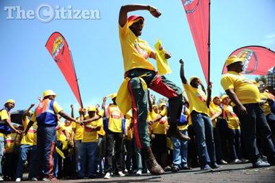 Strike looms in chemical and paper industry as wage talks deadlock