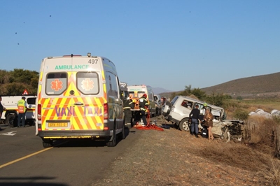 Drie persone sterf in noodlottige ongeluk