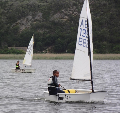 Paine leads in the series for the Commodores Trophy