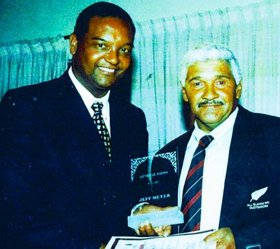 Rugbylegende sterf na kort siekbed
