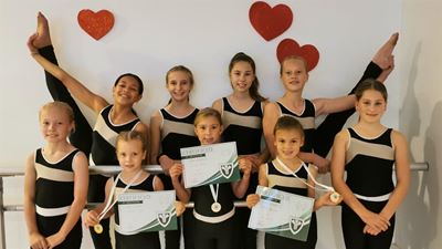 Acrobats excel