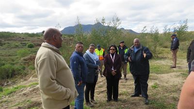 Squatters, trash and crime in Rooirivierrif major challenges