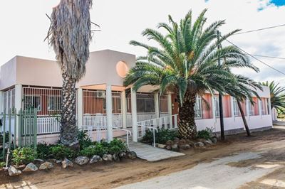 Stemdag by Huis Welverdiend