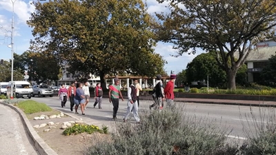 Protesaksie wettig, memorandum word afgewag