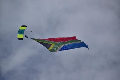 Ever popular Flag jumps at Santos
