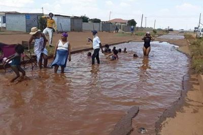 Vaal residents protest service delivery by having ‘pool party’ in giant pothole