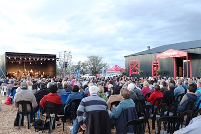 A classical Christmas concert under the stars