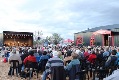 A classical Christmas concert under the stars