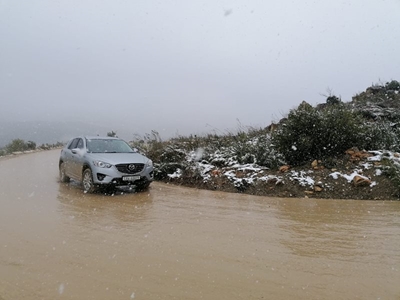 Swartbergpas: Sneeu val harder
