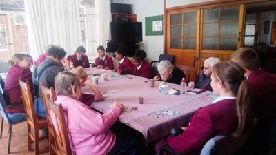 Bingo en blydskap 'n lentebries in Huis van der Graaff