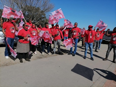 Nehawu hails health workers