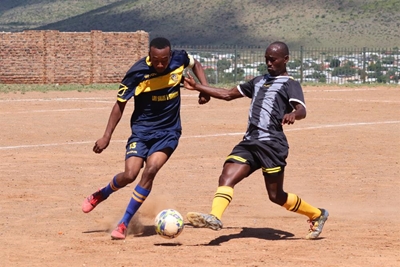 Football clubs battle for spot in top 3