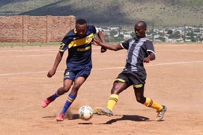 Football clubs battle for spot in top 3