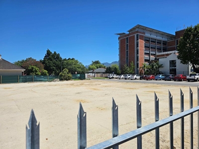 George disaster site under the hammer; Good calls for 'immediate expropriation'