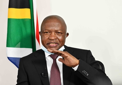 Ramaphosa is ‘above petty conflicts’, says Mabuza on Sitole’s suspension notice