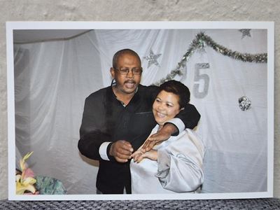 'Ek het by sy graf gesit en grou'