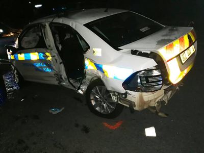 Verkeersbeamptes steeds in hospitaal
