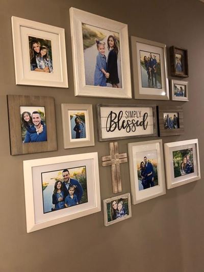How to create a wall collage of photos